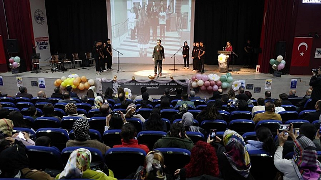 Elazığ'da Öğretmenler Günü coşkusu