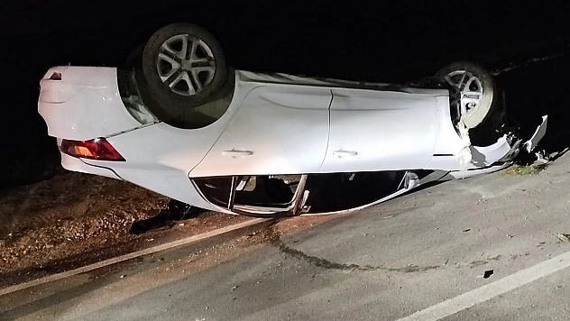 Elazığ'da otomobil takla attı: 6 yaralı