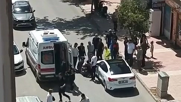 Elazığ'da otomobil yayaya çarptı!