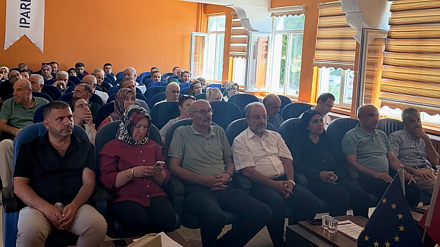 Elazığ'da Personele Otizm Farkındalık Eğitimi verildi
