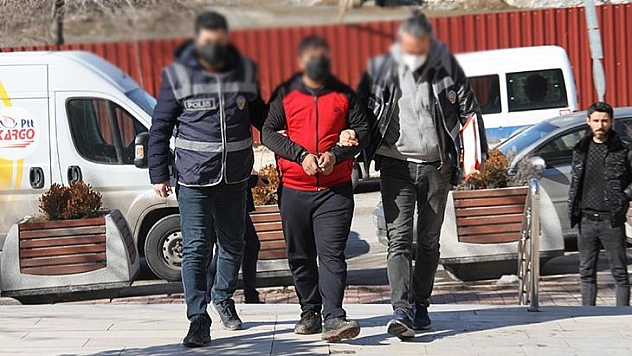 Elazığ'da Rögar Kapağı Çalan Şüpheli Tutuklandı