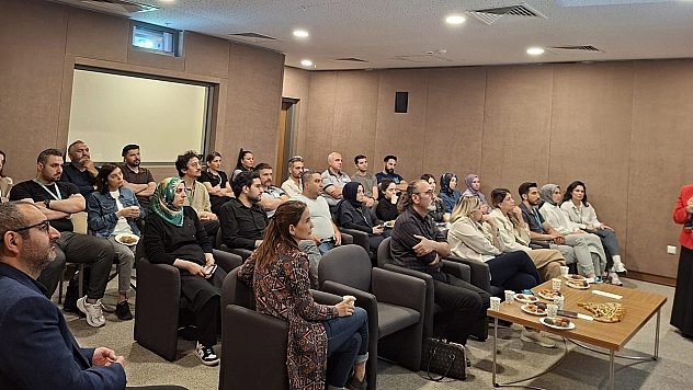 Elazığ'da sağlık çalışanların seminer verildi