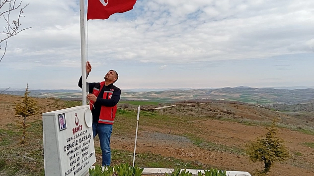 Elazığ'da şehitlikler ziyaret edildi