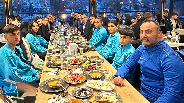 Elazığ'da SEM sporcularıyla iftar buluşması