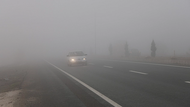 Elazığ'da sis etkisini artırdı: Görüş azaldı