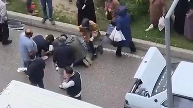 Elazığ'da talihsiz kaza! Otomobilin çarptığı yaya yaralandı