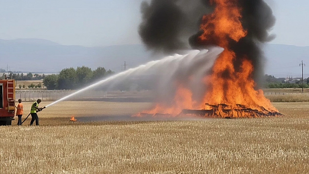 Elazığ'da tarla yangını