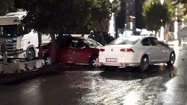 Elazığ'da trafik kazası: 2 yaralı