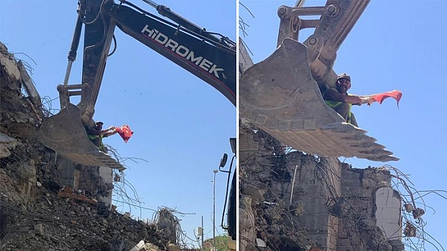 Elazığ'da yıkım işçisinden alkışlanacak hareket