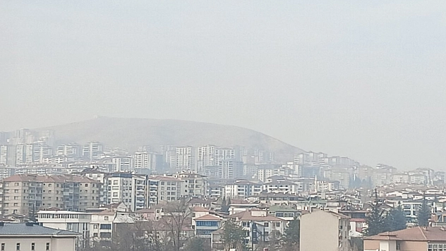 Elazığ'da yüksek kesimlerde sis etkili oldu!