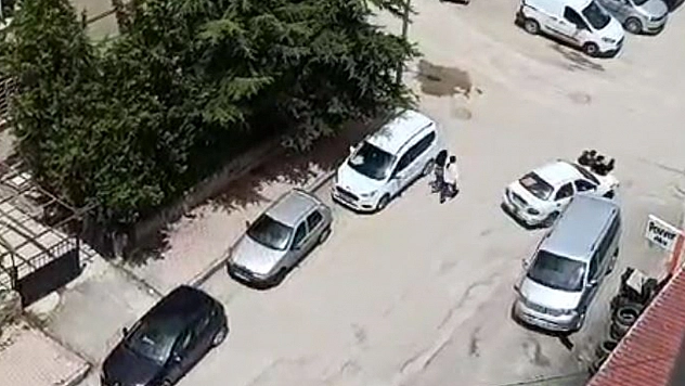 Elazığ'da Yürekleri Ağızlara Getiren 2 Genç!