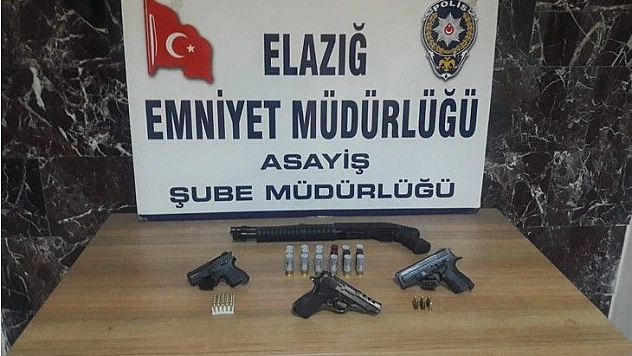 Elazığ'daki Şok Uygulamada Aranan 100 Kişi Yakalandı