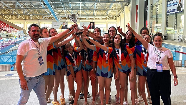 Elazığ Gençlik ve Spor Kulübü kadın su topu takımından büyük başarı