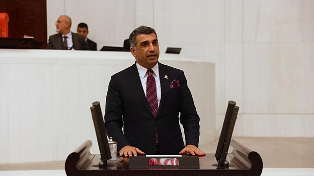 Elazığ'ın üzümü üreticinin elinde değersizleştirilemez