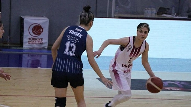 Elazığ İÖİ., zayıf rakibini farklı geçti