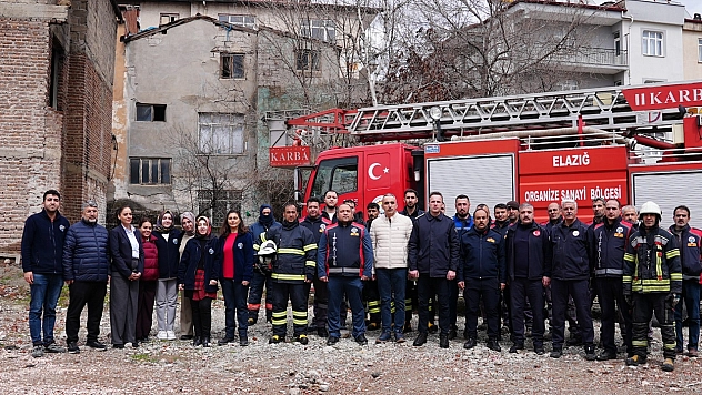 Elazığ İtfaiyesi'nden gerçeği aratmayan tatbikat