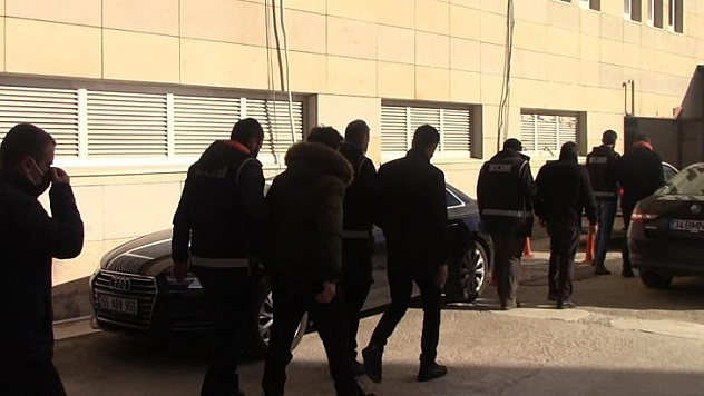 Elazığ Merkezli 3 İlde Tefecilik Operasyonu: 9 Gözaltı