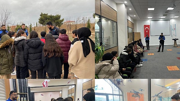 Elazığ Polisi Gençleri Yalnız Bırakmıyor