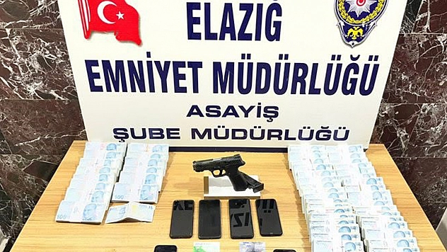 Elazığ polisi sahte bankacılara geçit vermedi