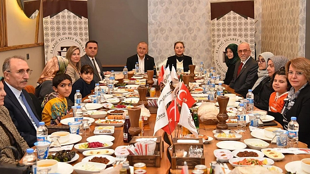 Elazığ Ticaret Borsası ve Türkiye Diyanet Vakfı'ndan anlamlı iftar buluşması
