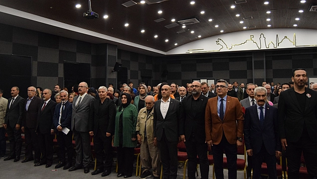 Elazığ Türk Ocaklarından Cumhuriyet Konulu Panel