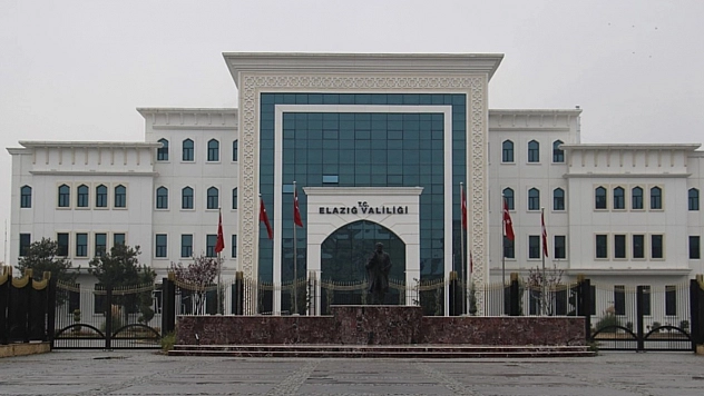 Elazığ Valiliği: Öğretmenevi inşaatında çevre önceliğimiz