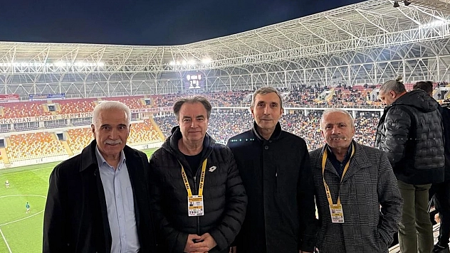 Elazığ ve Malatya'nın sarsılmaz kardeşliği Malatya Yeşilyurtspor maçında perçinlendi!