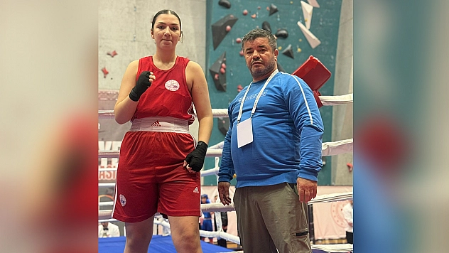 Elazığlı boksör Nilda Nur Eraslan milli takım kampına davet edildi