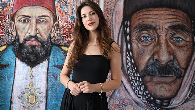 Elazığlı genç mühendis, halıya işlediği portrelerle sanatını dünyaya taşıdı
