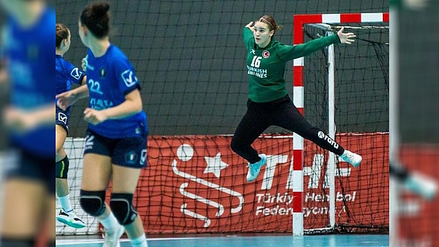 Elazığlı Hira Nur Transfer Oldu