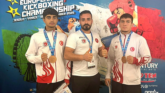 Elazığlı kick boksçulardan Avrupa Şampiyonası'nda bronz madalya