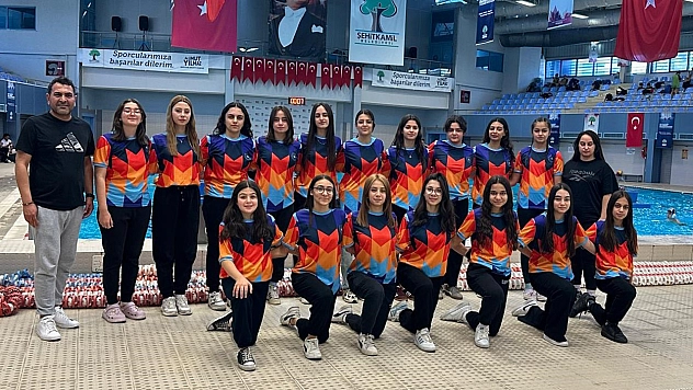 Elazığlı sporculardan su topunda büyük başarı