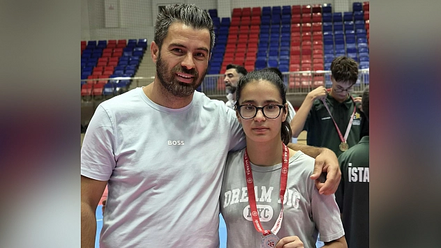 Elazığlı Zehra Ayza Çınar, Anadolu Yıldızlar Ligi Türkiye şampiyonu oldu