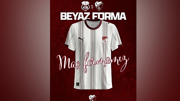 Elazığspor, Kastamonu deplasmanında beyaz çubuklu formayla sahaya çıkacak