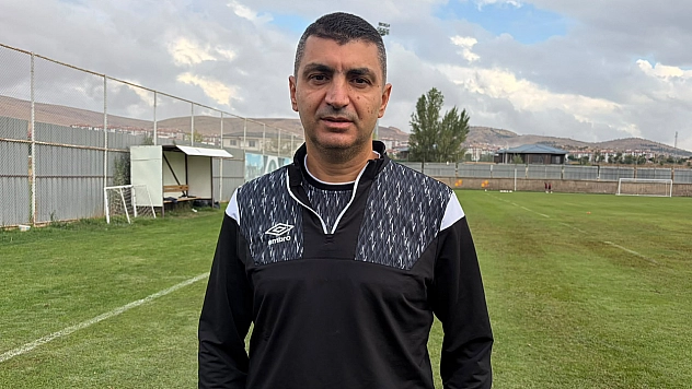 Elazığspor Teknik Direktörü Serdar Bozkurt: 'Çorluspor'u evimizde kazanmak istiyoruz'