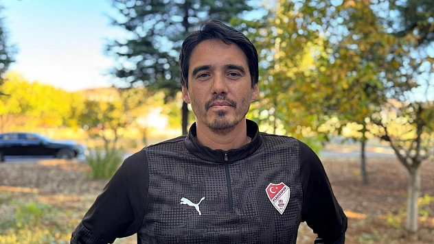 Elazığspor'un yardımcı antrenörü Ahmet Görkem Görk: 'Başarı için geldik'
