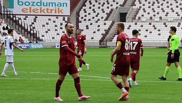 Elazığspor yaprak dökümüne devam ediyor