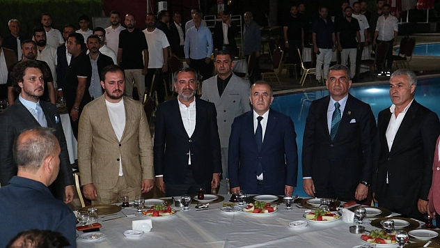 Elazığspor yeni sezon formalarını görkemli lansmanla tanıttı