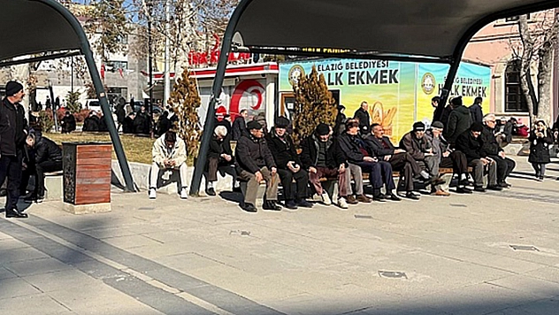 Emeklilik yaşı yine gündemde!