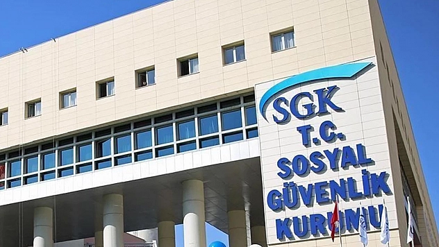 Emeklilikte ezber bozan adım: SGK'dan ev hanımlarına özel düzenleme