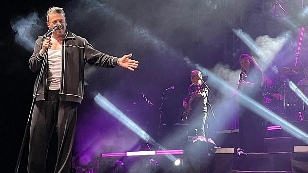 Emre Altuğ, Elazığ'da rüzgar gibi esti!