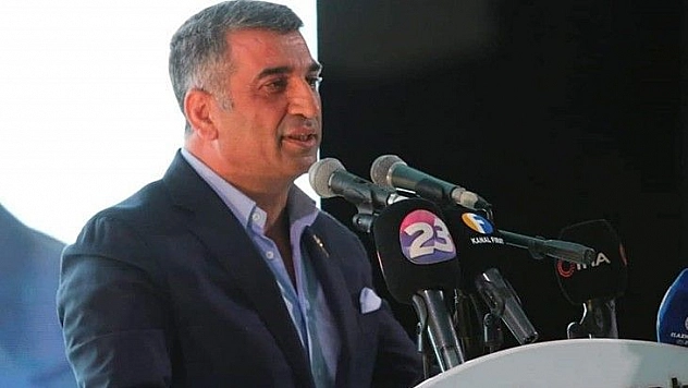 Erol'un Ak Parti Ağabeyliği