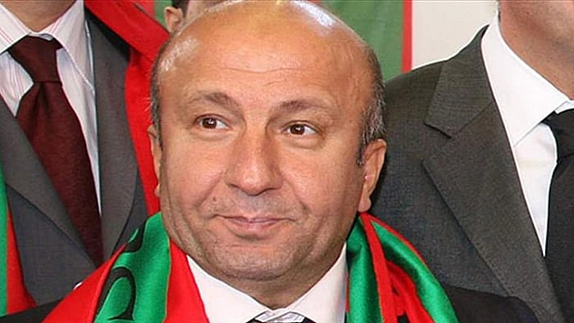 Eski Bakan Boğularak Hayatını Kaybetti