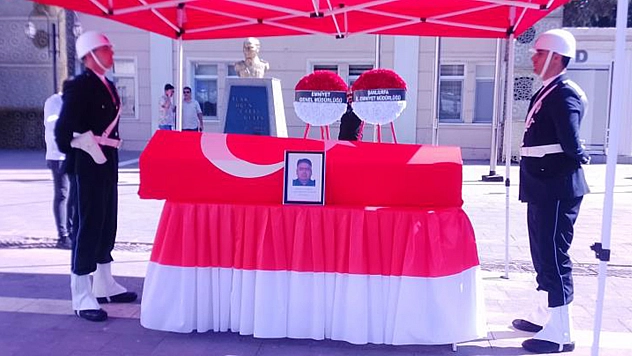 Eski Emniyet Müdür Yardımcısı Son Yolculuğuna Uğurlandı