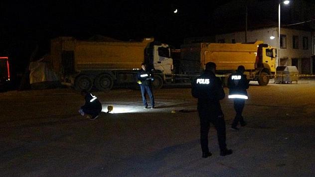 Evinin Önünde Silahlı Saldırıya Uğradı!