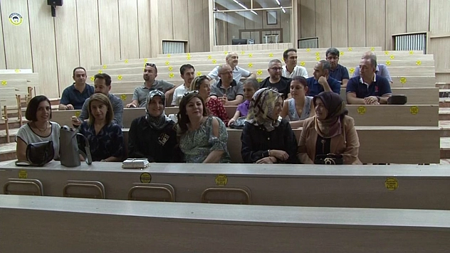 Fırat Üniversitesi 2002 Tıp Mezunları Düzenlenen Organizasyonda Bir Araya Geldi