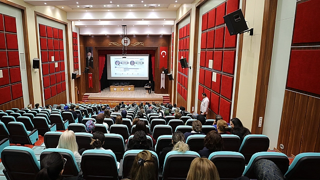 Fırat Üniversitesi Hastanesi'nde Dünya Artrit Günü Etkinliği