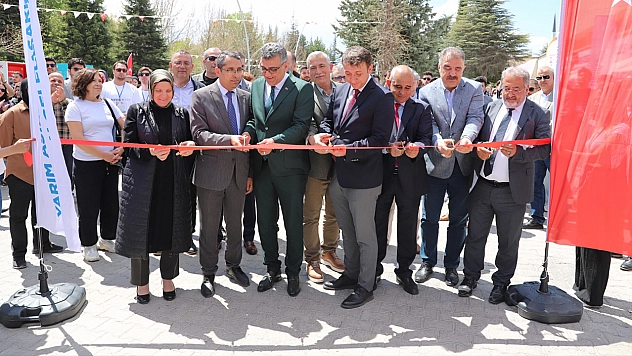 Fırat Üniversitesi'nde '50. Yıl Bilim ve Öğrenci Festivali' Başladı