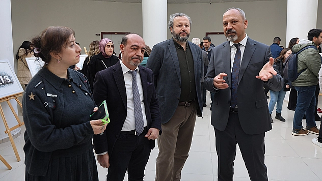 Fırat Üniversitesi'nde 6 Şubat depremi, sergi ve konferansla ele alındı