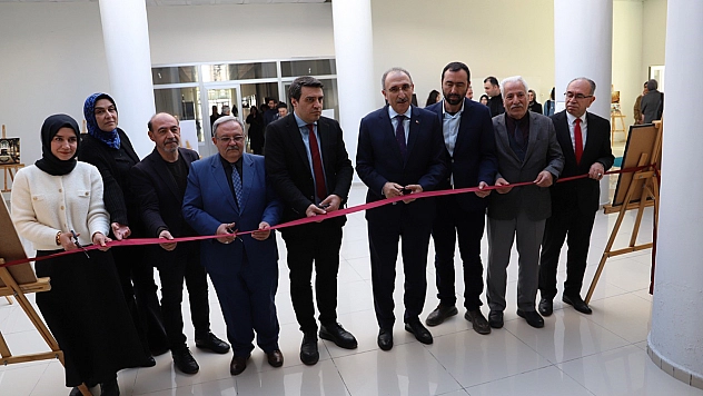 Fırat Üniversitesi'nde 'Kutsal Topraklardan Dijital İzler' sergisi